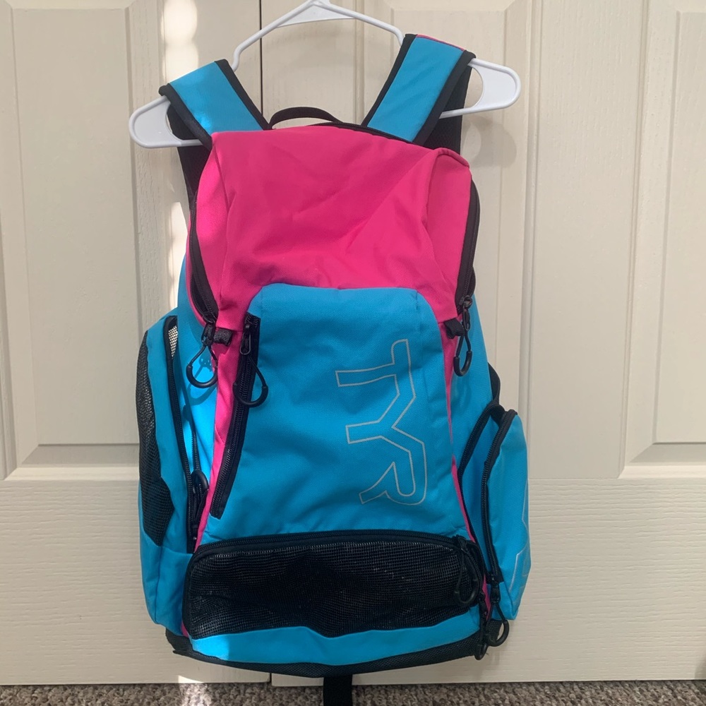 TYR alliance backpack 30L